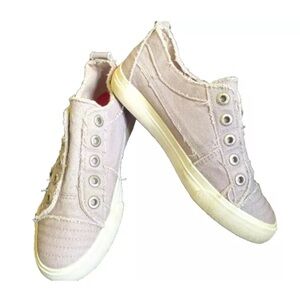 New Blowfish Malibu Girl's Play-K Big Kid Size 4 Lavendar Canvas with Pink Sole